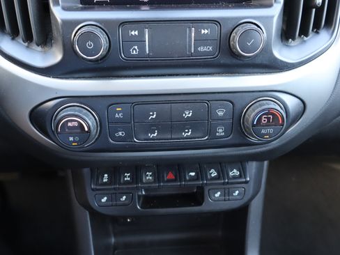 Used 2020 Chevrolet Colorado ZR2 w/ ZR2 Dusk Special Edition AWD/4WD image 28