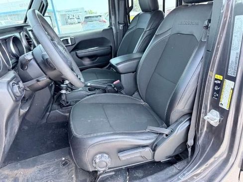 Used 2023 Jeep Wrangler Unlimited Sport AWD/4WD image 11