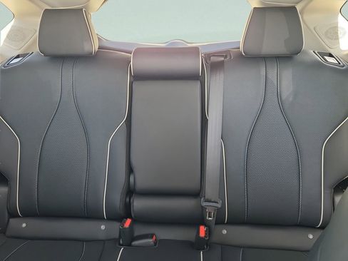 New 2026 Acura RDX SH-AWD w/ Advance Package image 13