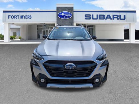 Used 2023 Subaru Outback Limited image 9