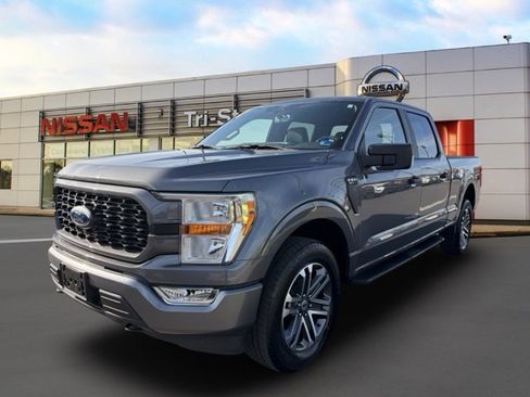 Used 2022 Ford F150 XL w/ STX Appearance Package image 2