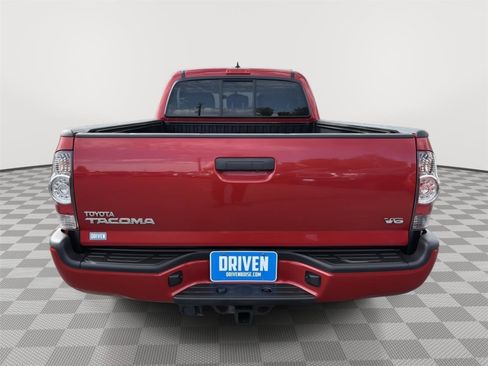 Used 2014 Toyota Tacoma 4x4 Double Cab w/ TRD Sport Package image 5