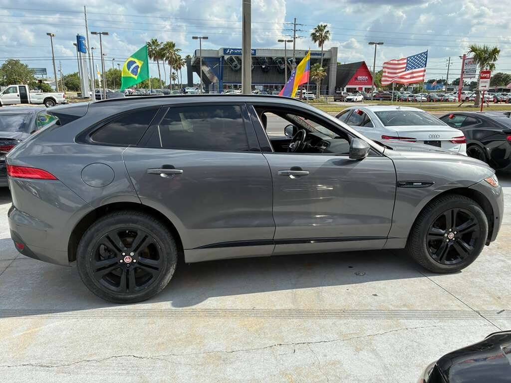 Used 2019 Jaguar F-PACE R-Sport AWD/4WD image 10