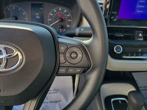 Used 2023 Toyota Corolla LE image 26