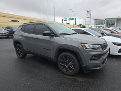 Used 2023 Jeep Compass Altitude