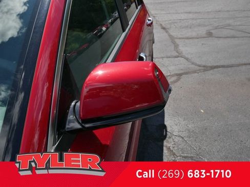 Used 2025 Kia Niro SX image 13