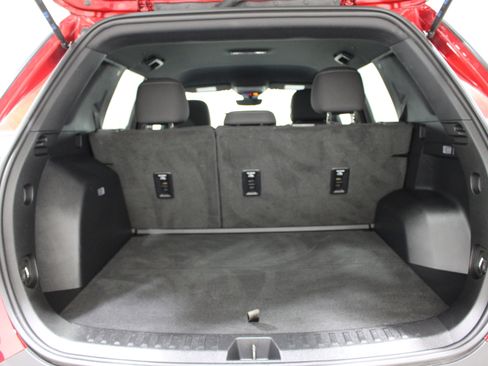 Used 2025 Chevrolet Equinox LT w/ Safety and Technology Package FWD image 20