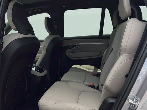 New 2026 Volvo XC90 B6 Plus w/ Protection Package Premier AWD/4WD image 9