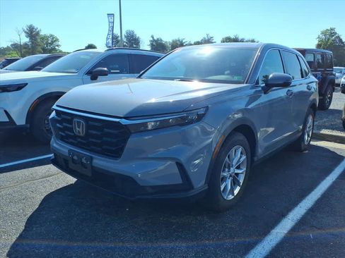Used 2024 Honda CR-V EX image 3