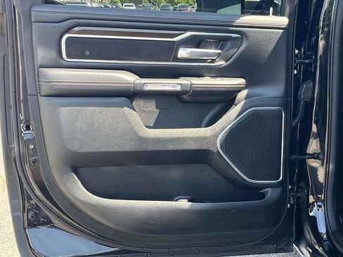 Used 2021 RAM 1500 Laramie AWD/4WD image 16