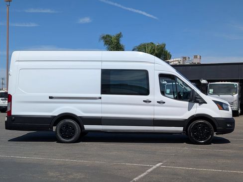 Used 2023 Ford E-Transit 148 High Roof Extended w/ Interior Upgrade Package RWD image 8