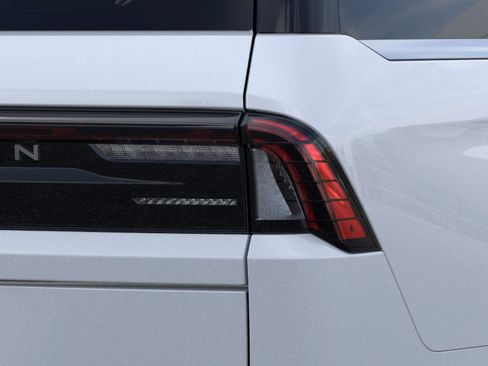 New 2025 Lincoln Navigator L Black Label AWD/4WD image 21