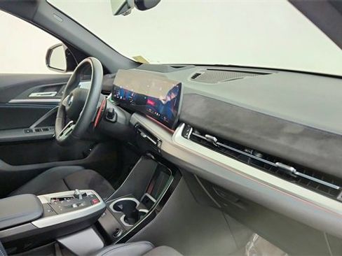 Used 2025 BMW X2 M35i image 21