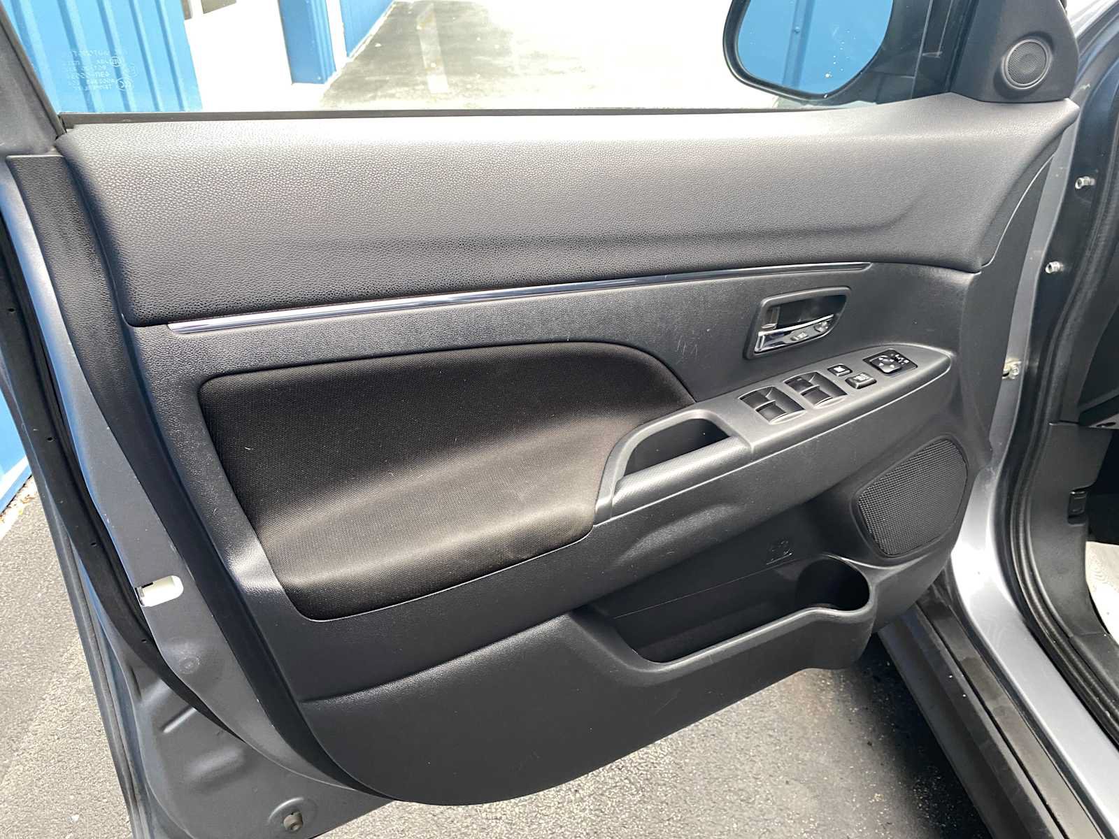 Used 2022 Mitsubishi Outlander Sport ES AWD/4WD image 32
