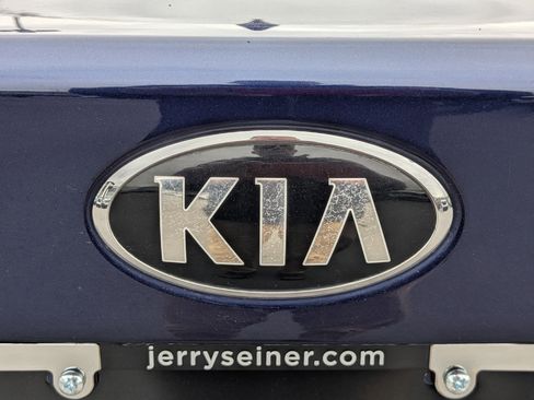 Used 2019 Kia Optima EX image 13