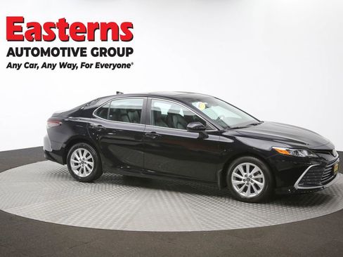 Used 2023 Toyota Camry LE image 43