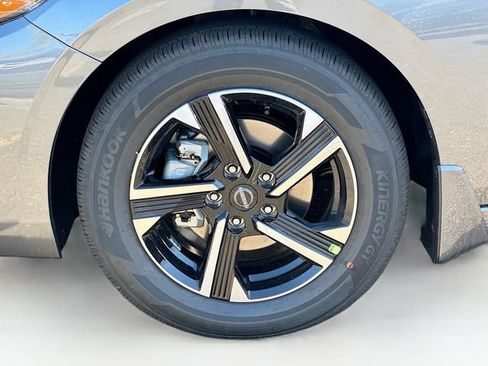 New 2025 Nissan Sentra SV w/ All-Weather Package image 5