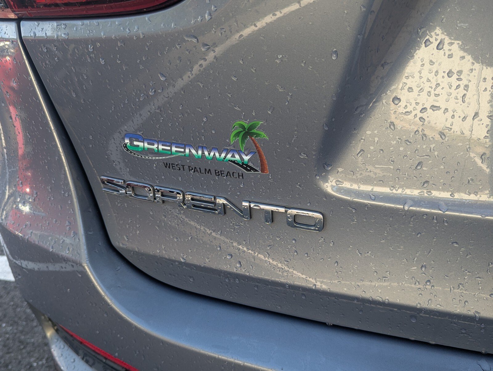 Used 2020 Kia Sorento LX FWD image 19