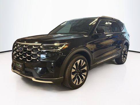 Used 2025 Ford Explorer Platinum w/ LUX Leather Package AWD/4WD image 3