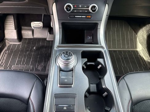 Used 2022 Ford Edge ST-Line image 27