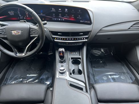 Used 2025 Cadillac CT5 V w/ Technology Package AWD/4WD image 34