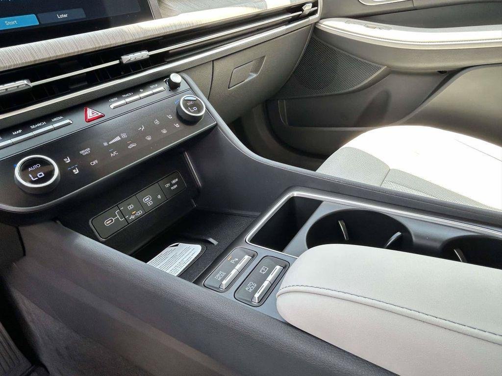 New 2026 Hyundai Sonata Limited FWD image 45