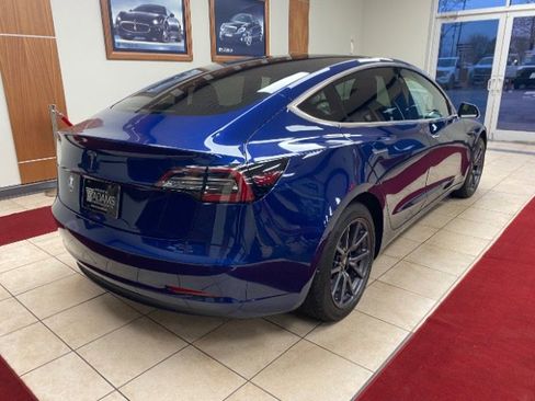 Used 2019 Tesla Model 3 Long Range RWD image 5