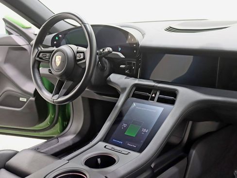 Used 2022 Porsche Taycan 4 Cross Turismo image 30