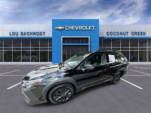 Used 2024 Subaru Outback Onyx Edition image 4