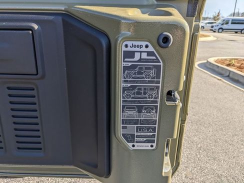 Used 2026 Jeep Wrangler Sport image 39