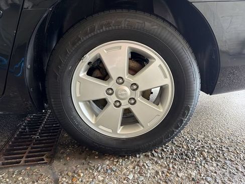 Used 2009 Chevrolet Impala LT FWD image 10
