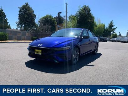 New 2025 Hyundai Elantra SEL