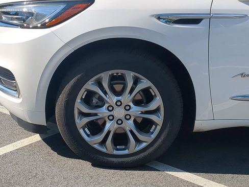 Used 2021 Buick Enclave Avenir w/ Avenir Technology Package image 10