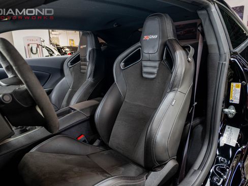 Used 2015 Chevrolet Camaro Z/28 RWD image 22