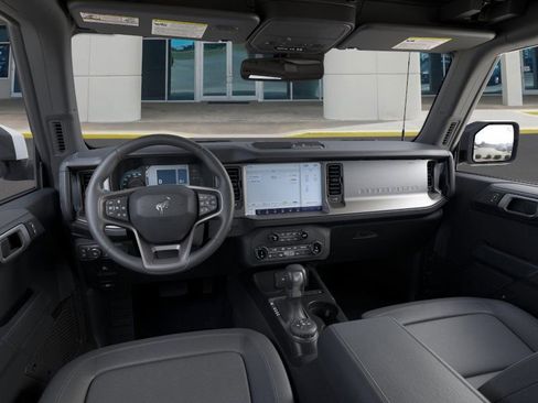 New 2025 Ford Bronco Outer Banks image 9