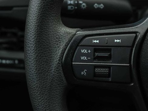 Used 2024 Honda Accord LX image 19