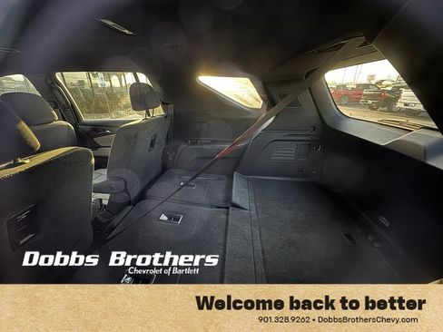 Used 2026 Chevrolet Traverse LT w/ Driver Confidence Package FWD image 16