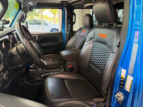 Used 2021 Jeep Gladiator Mojave w/ LED Lighting Group AWD/4WD image 7