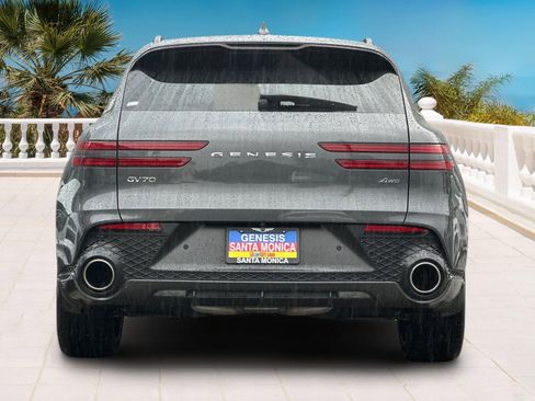 Used 2023 Genesis GV70 2.5T w/ Sport Prestige Package image 6