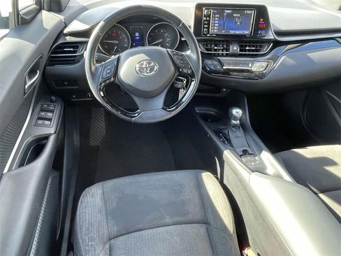 Used 2018 Toyota C-HR XLE image 13