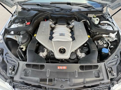 Used 2014 Mercedes-Benz C 63 AMG Sedan image 24