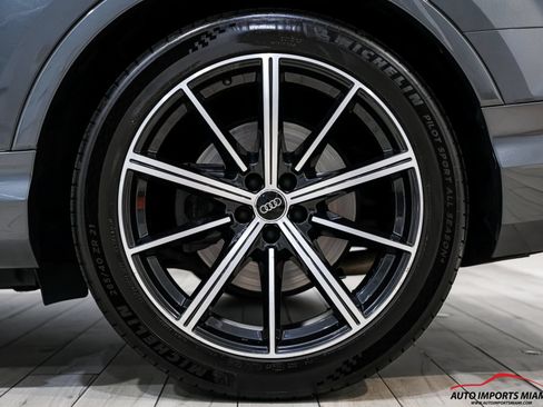 Used 2021 Audi SQ7 Premium Plus w/ Driver Assistance Package AWD/4WD image 83