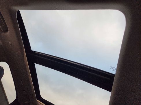 New 2026 Nissan Murano SL image 14