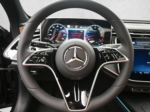 New 2026 Mercedes-Benz E 350 4MATIC Sedan image 13