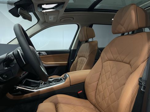 New 2026 BMW X7 xDrive40i image 8