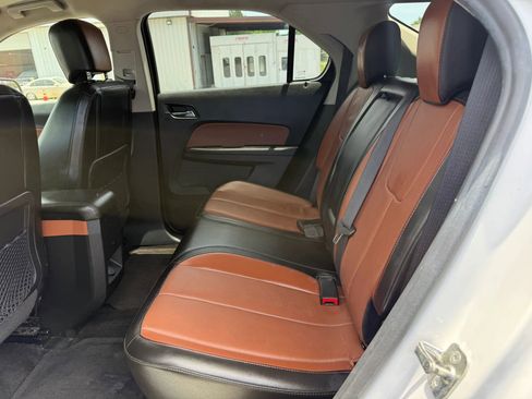 Used 2016 Chevrolet Equinox LTZ w/ Enhanced Convenience Package FWD image 21