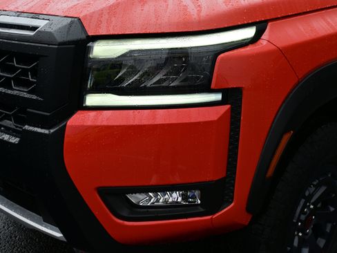 New 2026 Nissan Frontier PRO-4X w/ Pro-4x Convenience Package image 13