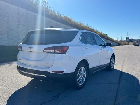 Used 2023 Chevrolet Equinox LT image 4