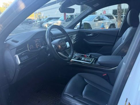 Used 2020 Audi Q7 3.0T Premium Plus w/ Premium Plus Package AWD/4WD image 14