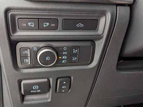 Certified 2021 Ford F150 Lariat w/ Equipment Group 502A High image 23